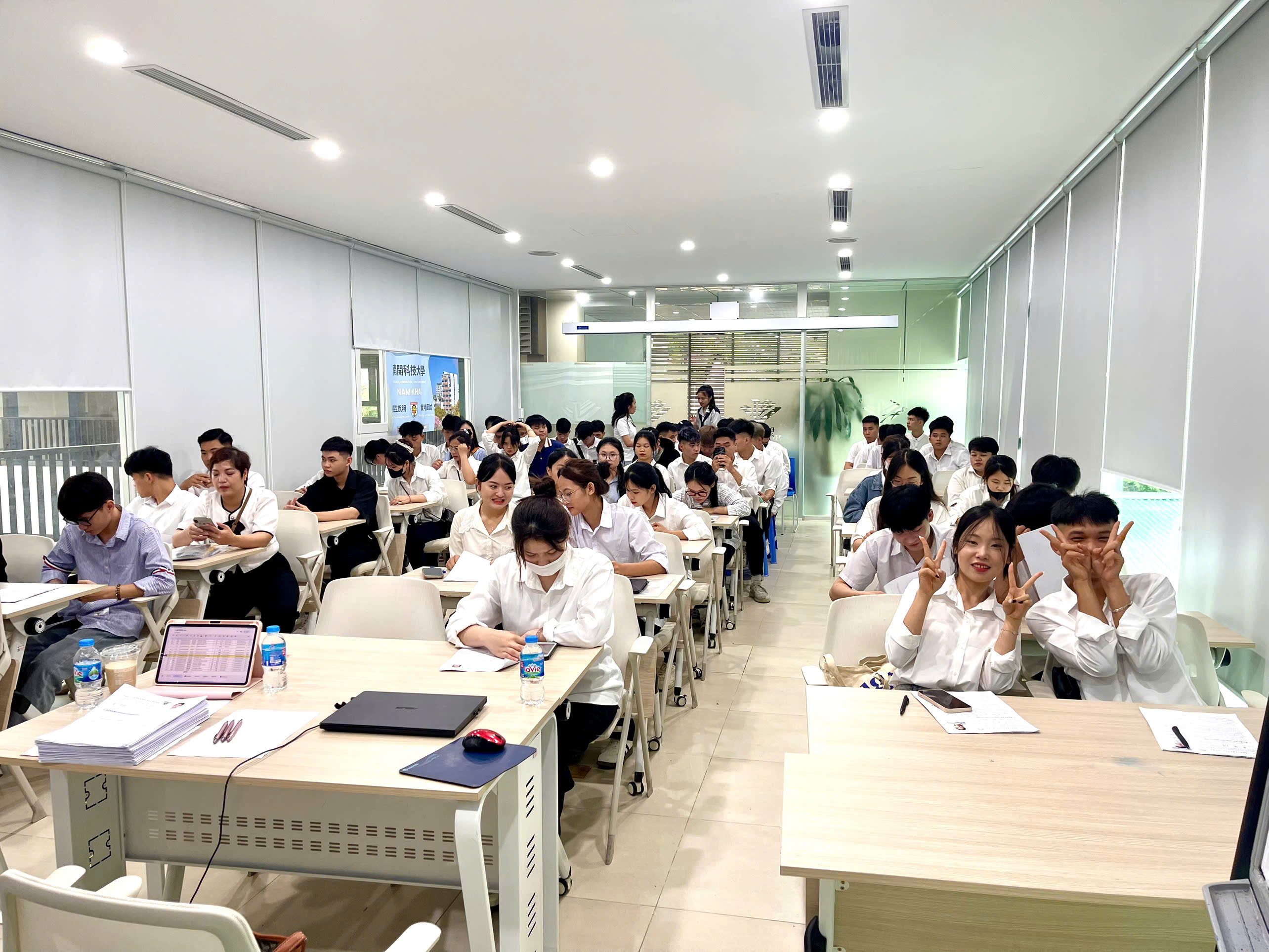 VIỆT PHÁT NHẬP HỌC HỌC SINH ĐI DU HỌC XKLD THÁNG 7/2025